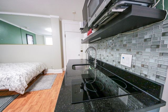 21 Beacon St 3K, Boston, MA 02108