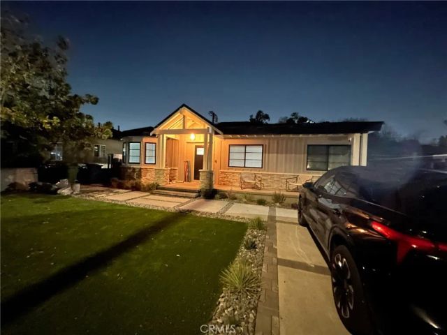 2051 McPherson, Los Angeles, CA 90032