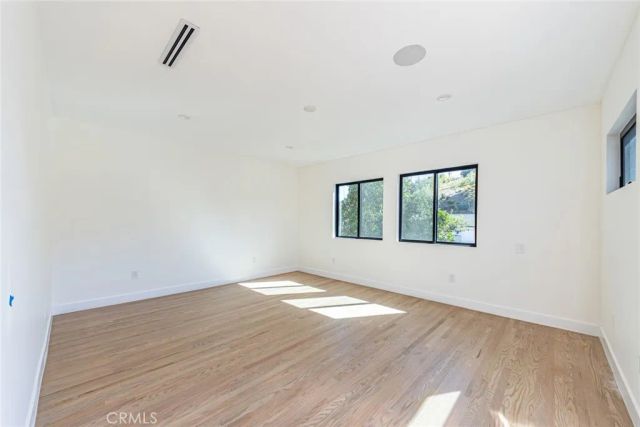 2051 McPherson, Los Angeles, CA 90032
