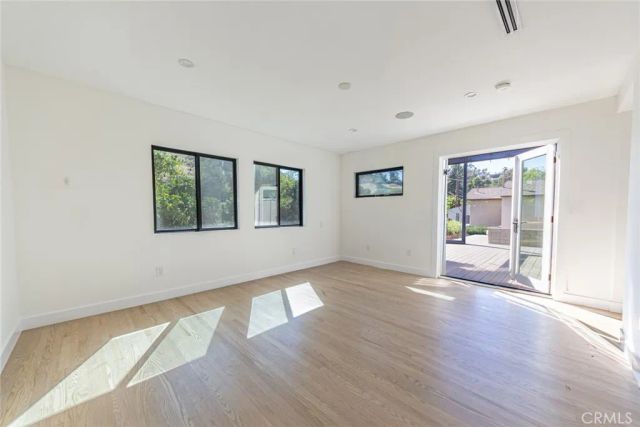 2051 McPherson, Los Angeles, CA 90032
