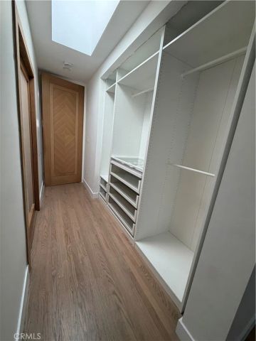 2051 McPherson, Los Angeles, CA 90032