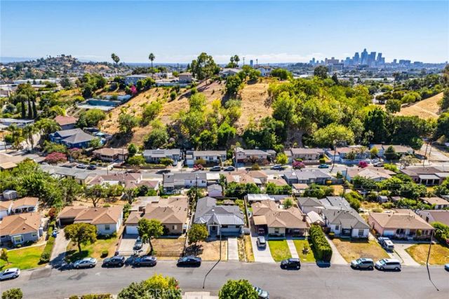 2051 McPherson, Los Angeles, CA 90032