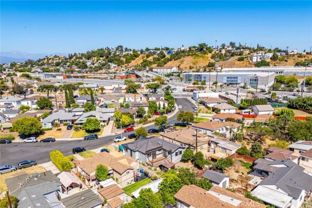 2051 McPherson, Los Angeles, CA 90032