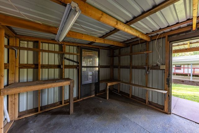 102 Sandy Main Road, Scroggins, TX 75480