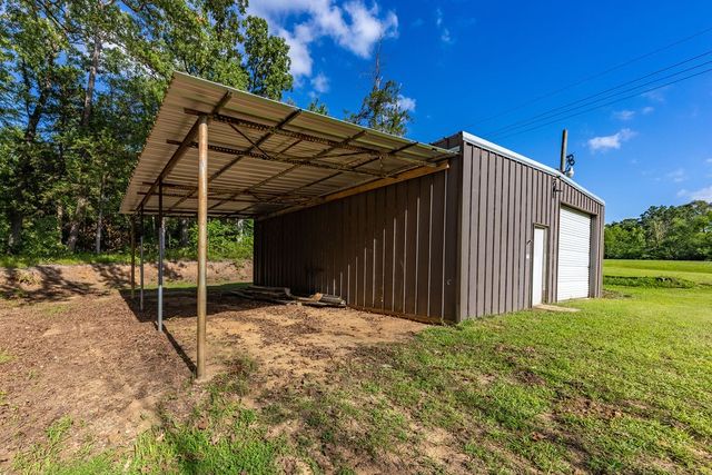 102 Sandy Main Road, Scroggins, TX 75480