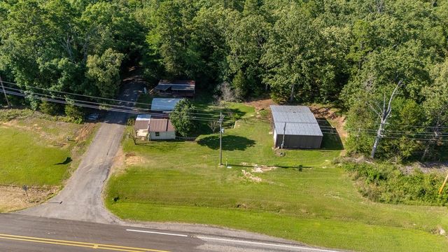 102 Sandy Main Road, Scroggins, TX 75480