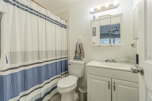 7601 LIMEBURY COURT, Tampa, FL 33625