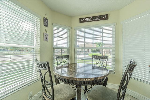 7601 LIMEBURY COURT, Tampa, FL 33625
