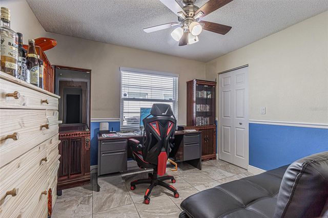 7601 LIMEBURY COURT, Tampa, FL 33625