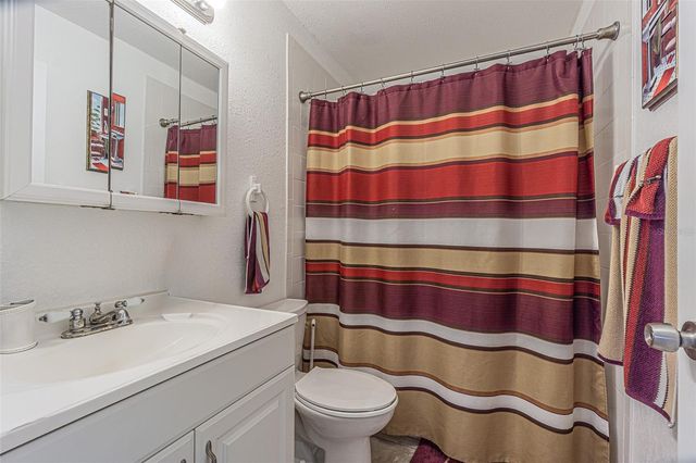 7601 LIMEBURY COURT, Tampa, FL 33625