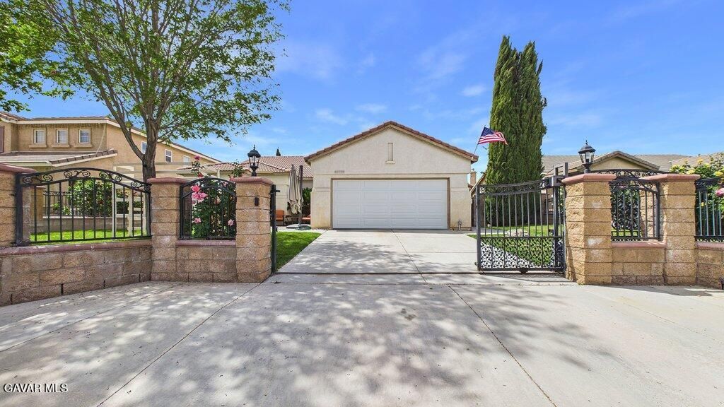 45759 Tiana Rose Street, Lancaster, CA 93536