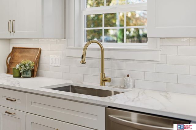 2626 Park Avenue, Lincoln, NE 68502