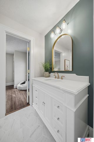 2626 Park Avenue, Lincoln, NE 68502