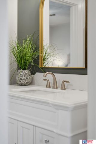 2626 Park Avenue, Lincoln, NE 68502