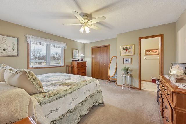 604 SE Tower Court, Ankeny, IA 50021