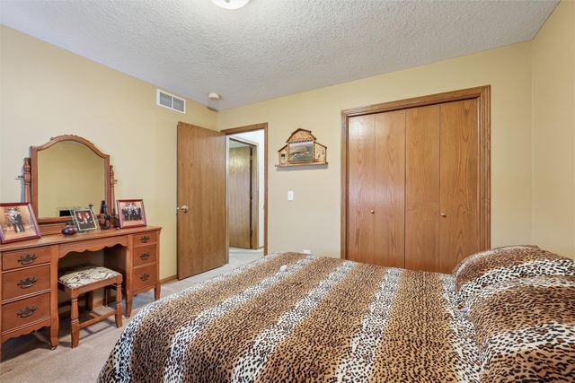 604 SE Tower Court, Ankeny, IA 50021