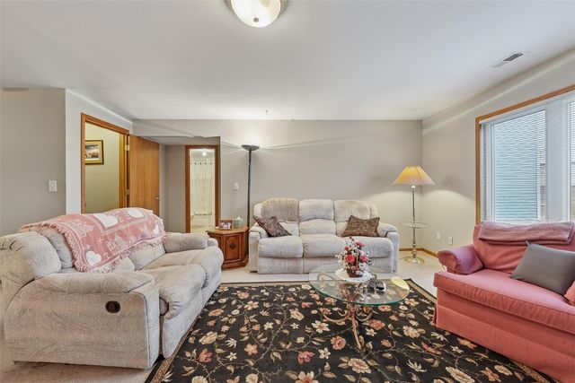 604 SE Tower Court, Ankeny, IA 50021