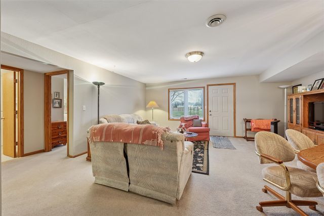 604 SE Tower Court, Ankeny, IA 50021