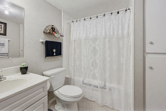 604 SE Tower Court, Ankeny, IA 50021