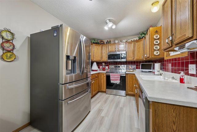 604 SE Tower Court, Ankeny, IA 50021