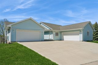 604 SE Tower Court, Ankeny, IA 50021