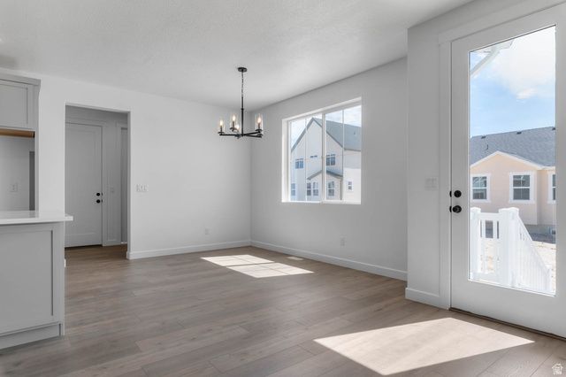 3831 W 2350 N, Clinton, UT 84015