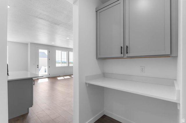 3831 W 2350 N, Clinton, UT 84015