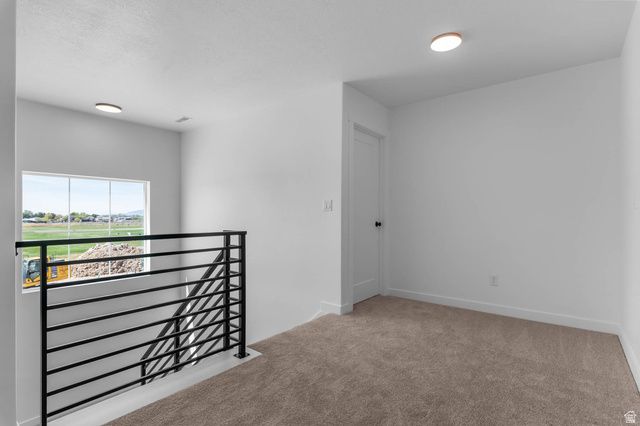 3831 W 2350 N, Clinton, UT 84015