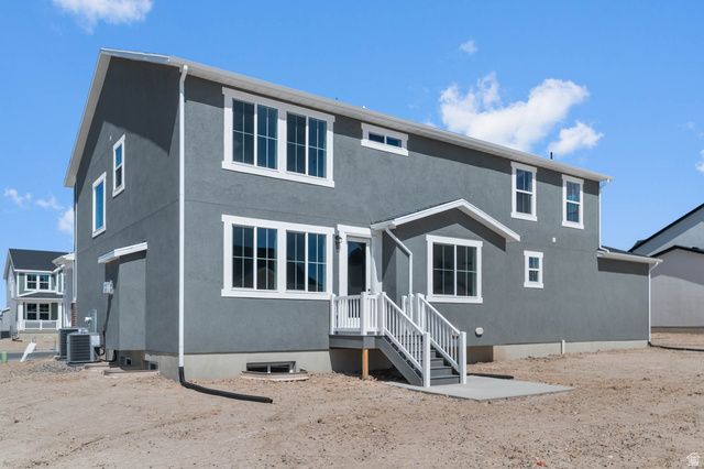 3831 W 2350 N, Clinton, UT 84015