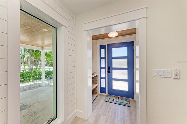 504 BAYVIEW DRIVE, Holmes Beach, FL 34217