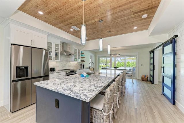 504 BAYVIEW DRIVE, Holmes Beach, FL 34217