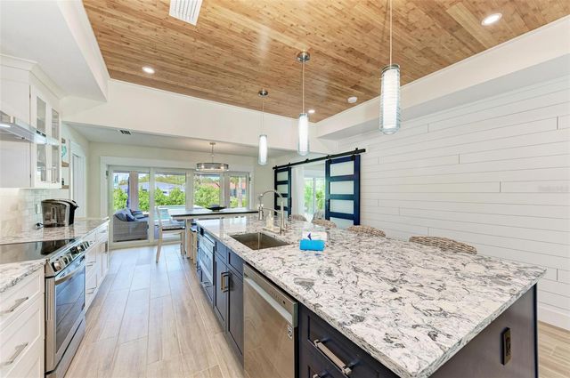 504 BAYVIEW DRIVE, Holmes Beach, FL 34217