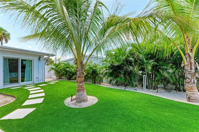 504 BAYVIEW DRIVE, Holmes Beach, FL 34217