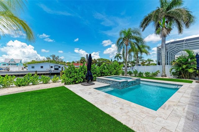 504 BAYVIEW DRIVE, Holmes Beach, FL 34217