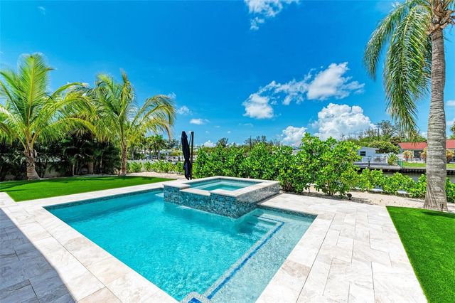 504 BAYVIEW DRIVE, Holmes Beach, FL 34217