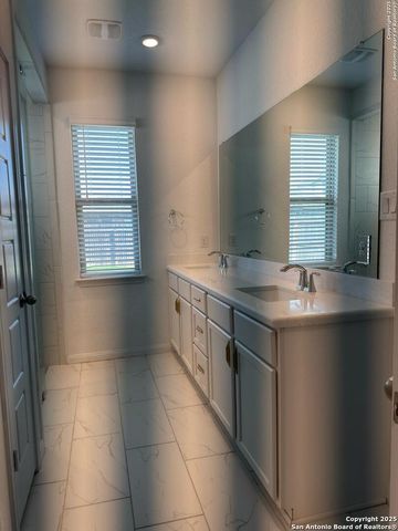 3249 Hyacinth, New Braunfels, TX 78130