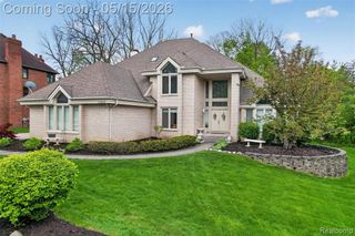 28959 Augusta, Farmington Hills, MI 48331