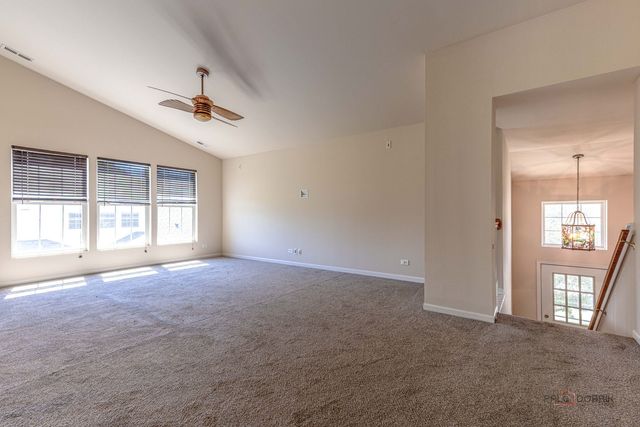 24852 W Gates Lane 24852, Plainfield, IL 60585