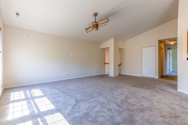 24852 W Gates Lane 24852, Plainfield, IL 60585