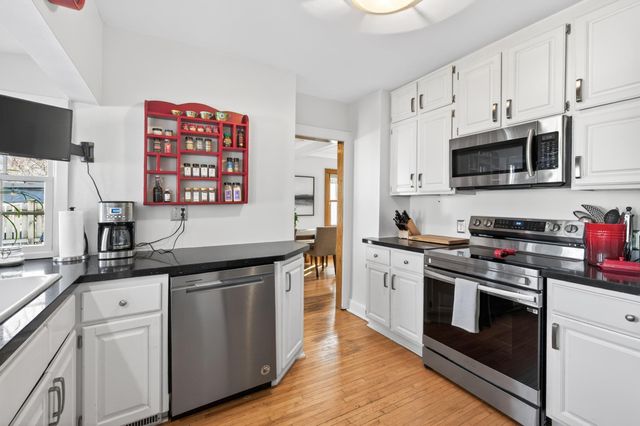 4637 17th Avenue S, Minneapolis, MN 55407