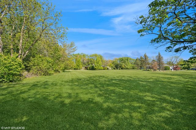 1050 Cedar Lane, Lake Forest, IL 60045