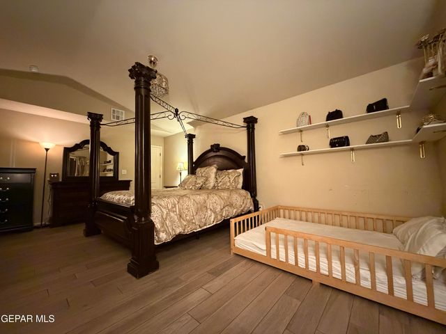 6004 VALLE ESPANOLA Lane, El Paso, TX 79932