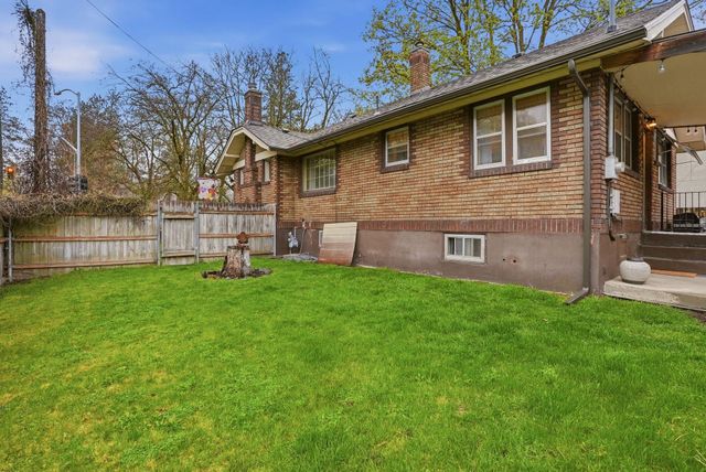 2423 S Grand Blvd, Spokane, WA 99203
