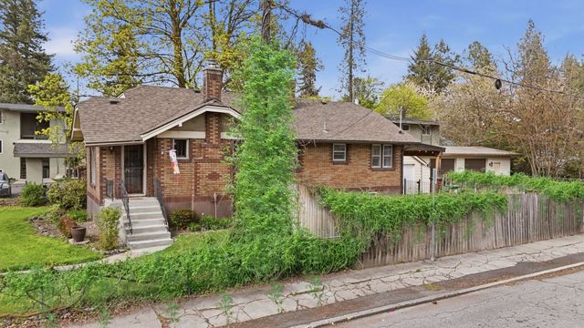 2423 S Grand Blvd, Spokane, WA 99203