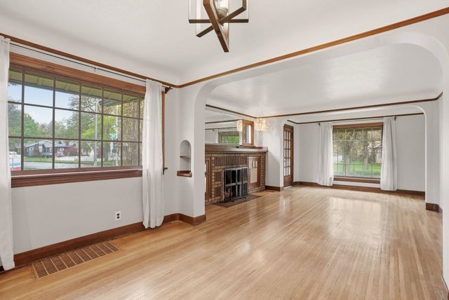 2423 S Grand Blvd, Spokane, WA 99203