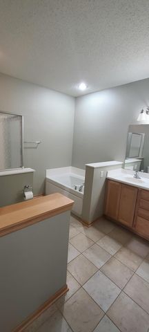 5920 Oxford Street 15, Saint Louis Park, MN 55416