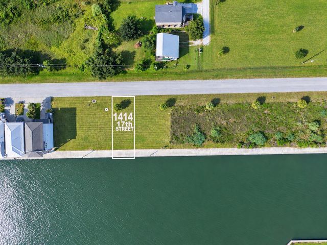 1414 17th Street, Port Bolivar, TX 77650