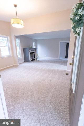 407 S WASHINGTON AVE, Moorestown, NJ 08057