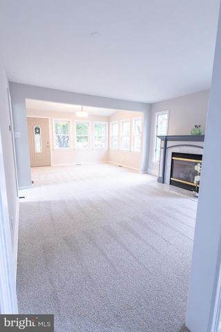 407 S WASHINGTON AVE, Moorestown, NJ 08057