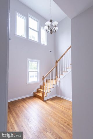 407 S WASHINGTON AVE, Moorestown, NJ 08057